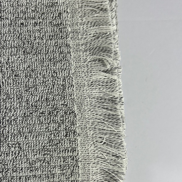 Eco Melange Bath Towels Rayon Bamboo Gray White with Fringe Cotton Set of 2 NEW - Picture 4 of 8